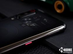 Penampakan Gahar Mi 9 Edisi Transparan