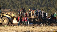 Pesawat Ethiopian Airlines yang jatuh itu berjenis Boeing 737 MAX 8 yang sama dengan jenis pesawat Lion Air yang jatuh di perairan Karawang tahun lalu.