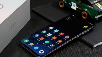 Di China, ponsel ini sudah bisa dipesan. Foto: PC Home