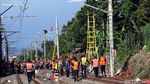 Perbaikan Kabel Listrik Dilakukan di Lokasi Kecelakaan KRL Jakarta-Bogor