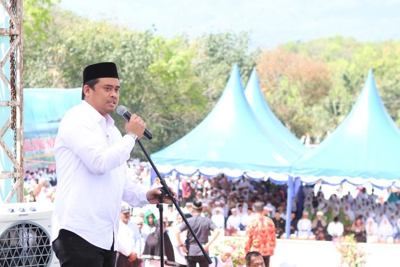 Bobby Menantu Jokowi Daftar Cawalkot Medan, PDIP: Tak Ada Karpet Merah Bobby Menantu Jokowi Daftar Cawalkot Medan, PDIP: Tak Ada Karpet Merah
