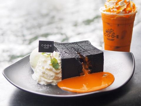 Lumer Creamy, Shibuya Toast dengan Lelehan Saus Thai Tea 