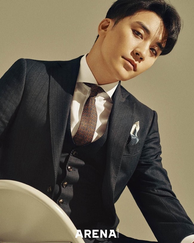 Sebelum mengumumkan pensiun, Seungri telah berkarier di dunia hiburan selama lebih dari 13 tahun. Selama menjadi penyanyi baik solo maupun bersama boyband-nya, Bigbang, Seungri sering tampil dengan gaya dandy.  Foto: Instagram/Fansite