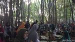 Potret Pasar Unik di Temanggung yang Rimbun Bambu