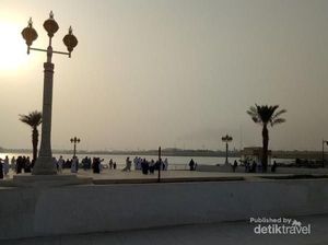 Menanti Sunset di Destinasi Belanja Arab Saudi, Jeddah