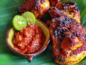 Sedapnya Ayam Bakar Madu yang Gurih Manis di 5 Tempat Ini
