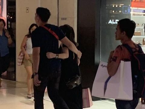 Terciduk! Foto Gandengan Mesra Diduga Wijin dan Gisel