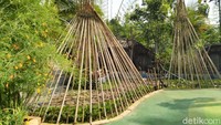 Wedding outdoor berkonsep rumah Hobbit ini digagas Andri Helmi Munawar (33). Lokasinya di Jl Otto Iskandardinata, Desa Panyingkiran, Ciamis (Dadang Hermansyah/detikcom)