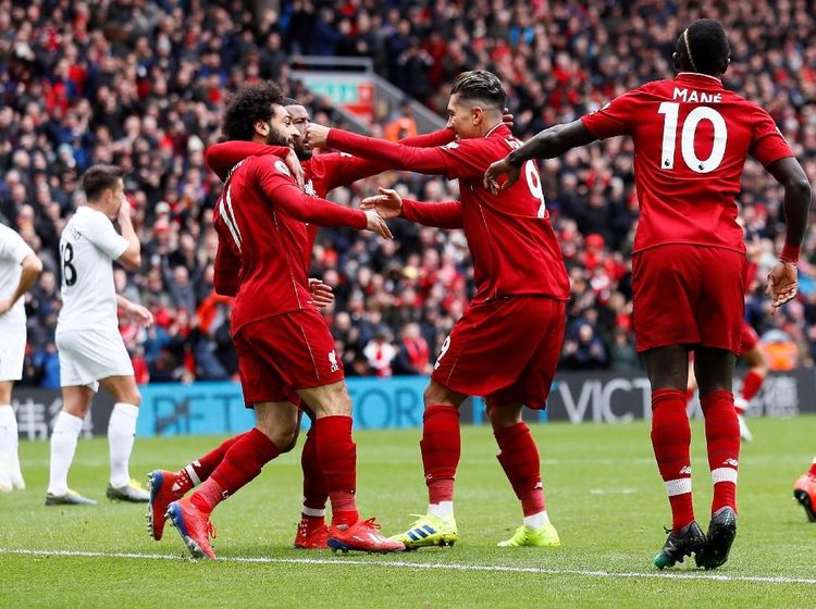 Liverpool Terus Pepet Man City