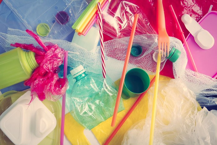 Ilustrasi produk plastik