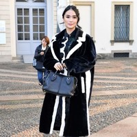 Heart Evangelista terlahir dari keluarga kaya raya. Ayahnya Rey Ongpauci memiliki jaringan restoran Barrio Fiesta dan ibunya, Maria Cecilia del Gallego Payawal, berasal dari keluarga yang memiliki perkebunan tebu terbesar di sebuah wilayah di Filipina. Foto: Getty Images