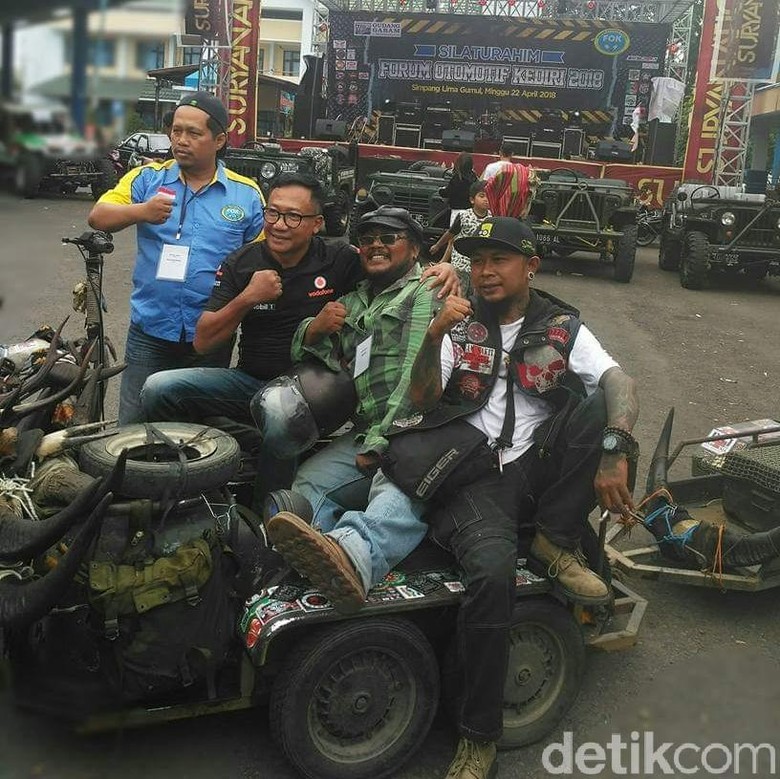 Begini Cara Penggemar Motor di Kediri Hindari Konflik Begini Cara Penggemar Motor di Kediri Hindari Konflik