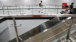 Senangnya Warga Jajal MRT Jakarta