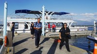 Wisata bahari di Taiwan, cobalah ke Dapeng Bay di Pingtung yang populer. Traveler bisa menjajal PengFu Sightseeing Yacht, berlayar mengelilingi laguna terbesar di pesisir barat daya Taiwan naik yacht atau kapal pesiar kecil (Kurnia/detikcom)