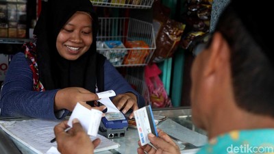 Asyik, Warga Pulau Tidung Kini Lebih Mudah Bertransaksi Ekonomi