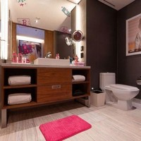 Ketersediaan kamar suite bertema Barbie ini terbatas. Hanya dibuka sampai 21 Desember 2019. Bagi tamu yang tertarik, bisa memesan suite dengan harga mulai dari USD 189 (Rp 2,6 jutaan) sampai USD 229 (Rp 3,2 jutaan) per malam. Foto: Dok. Hilton Mexico City Santa Fe