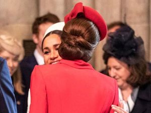 Meghan Markle & Kate Middleton Cipika Cipiki, Ini Kata Pakar Bahasa Tubuh