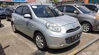Nissan March MT 2012: Rp 90 juta. Foto: Luthfi Anshori