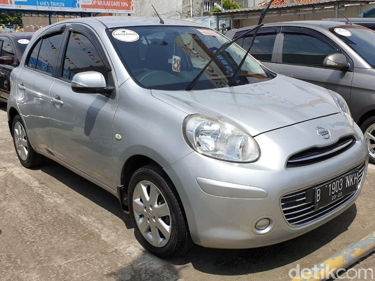 Mobil Bekas di Bawah Rp 100 Juta Buat yang Kantongnya Pas-pasan