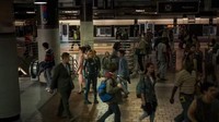 Tak lama setelah Carol Denvers jatuh ke Bumi, ia dikejar-kejar bangsa Skrull. Adegan kejar-kejarannya berlokasi di Metro Center Station Los Angeles (Marvel Studios)
