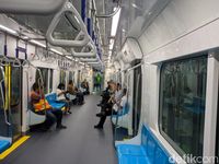First Impression Warga DKI Jajal MRT: Keren, Kayak di Luar Negeri!