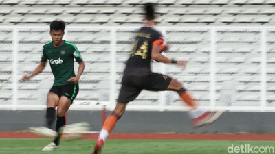 Timnas U-23 Ditahan Imbang Semen Padang 2-2