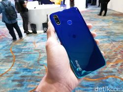 Siap-siap Tergoda Melihat Penampakan Realme 3