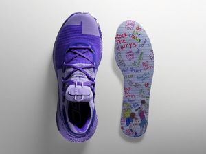 Atlet NBA Stephen Curry Buat Sneakers Ditemani Anak 9 Tahun
