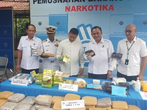 BNN Musnahkan Narkotika 1,3 Ton Ganja dan 18,6 Kg Sabu