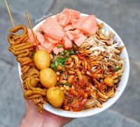 Puan Maharani Suka Sarapan dengan Bubur Ayam hingga Kerak Telor yang Gurih