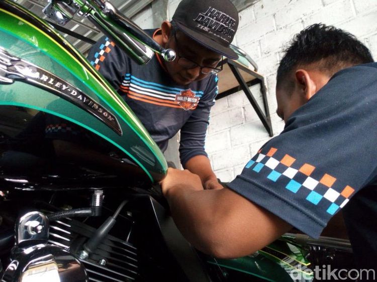 Bengkel Harley Dondi Pernah Servis Moge Gibran