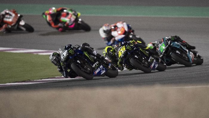 Start dari pole position, Maverick Vinales cuma finis di posisi ketujuh di MotoGP Qatar (Foto: Mirco Lazzari gp/Getty Images) Start dari pole position, Maverick Vinales cuma finis di posisi ketujuh di MotoGP Qatar (Foto: Mirco Lazzari gp/Getty Images)