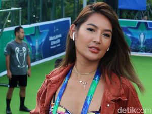 Selamat! Maria Selena Tunangan dengan Pilot