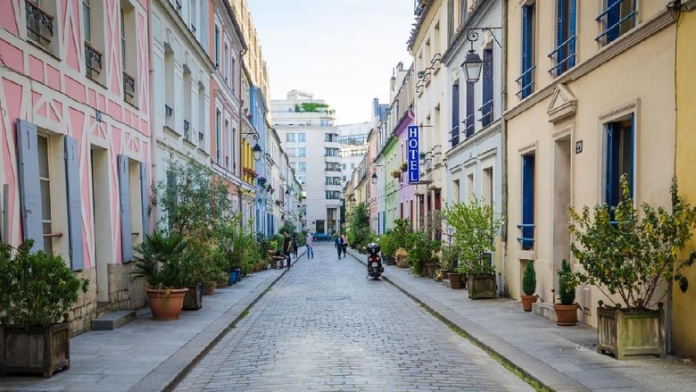 Rue Cremieux di Paris (iStock) Rue Cremieux di Paris (iStock)