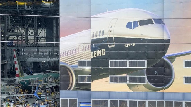 Trump Akhirnya Larang Boeing 737 MAX Mengudara