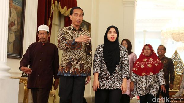 Siti Aisyah saat bertemu Jokowi / 