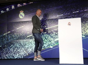 Apa Alasan Madrid Pilih Zidane daripada Mourinho?