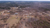 Begini dampak kerusakan dahsyatnya tornado yang menerjang wilayah Alabama, AS. Elijah Nouvelage/Getty Images.