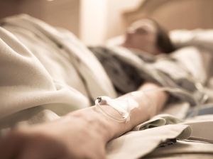 Lagi! Gara-gara Kebiasaan Menghentak Leher, Wanita Ini Lumpuh Sebagian