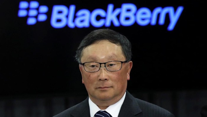 CEO BlackBerry John Chen bicara soal ponsel layar lipat. (Foto: REUTERS/Chris Wattie) CEO BlackBerry John Chen bicara soal ponsel layar lipat. (Foto: REUTERS/Chris Wattie)