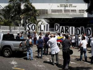 Uni Eropa Imbau Tak Ada Campur Tangan Militer di Krisis Venezuela