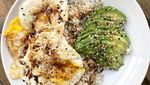 Nasi Plus Telur Bisa Jadi 10 Sajian Sarapan Enak dan Praktis Ini
