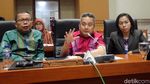 DPR Pilih Aswanto dan Wahiduddin Jadi Hakim Konstitusi