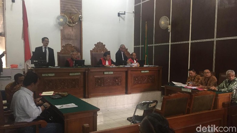 Hakim Tunda Lagi Sidang Gugatan Prabowo soal Selang Cuci Darah RSCM Hakim Tunda Lagi Sidang Gugatan Prabowo soal Selang Cuci Darah RSCM