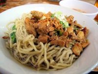 Mie Ayam dan Soto Betawi Legendaris di Jakarta Pusat Ini Bisa Jadi Pilihan Makan Siang