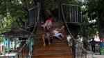 Mengunjungi Taman Amiterdam di Pulau Untung Jawa