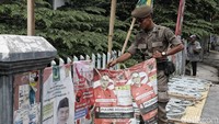 Kegiatan tersebut bertujuan membersihkan alat peraga kampanye yang terpasang di titik yang dilarang.