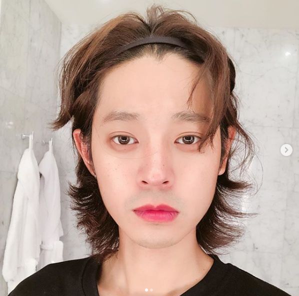 Jung Joon Young dari instagram.