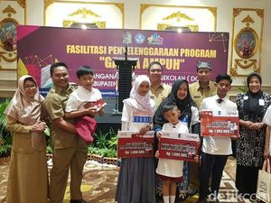 Ribuan Pelajar Tak Mampu Dikucuri Tabungan Miliaran Rupiah