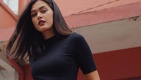 Gadis berdarah Indonesia-Jerman ini tak hanya cantik dan berbakat, tapi juga punya gaya hidup sehat yang menginspirasi. (Foto: Instagram/rebeccatamara, ditampilkan atas izin yang bersangkutan.)